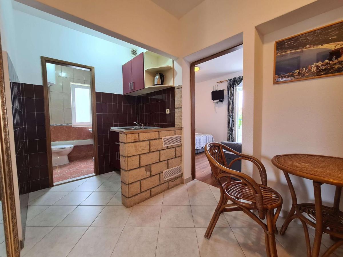 Apartments Harmony Of Five Makarska Exterior photo