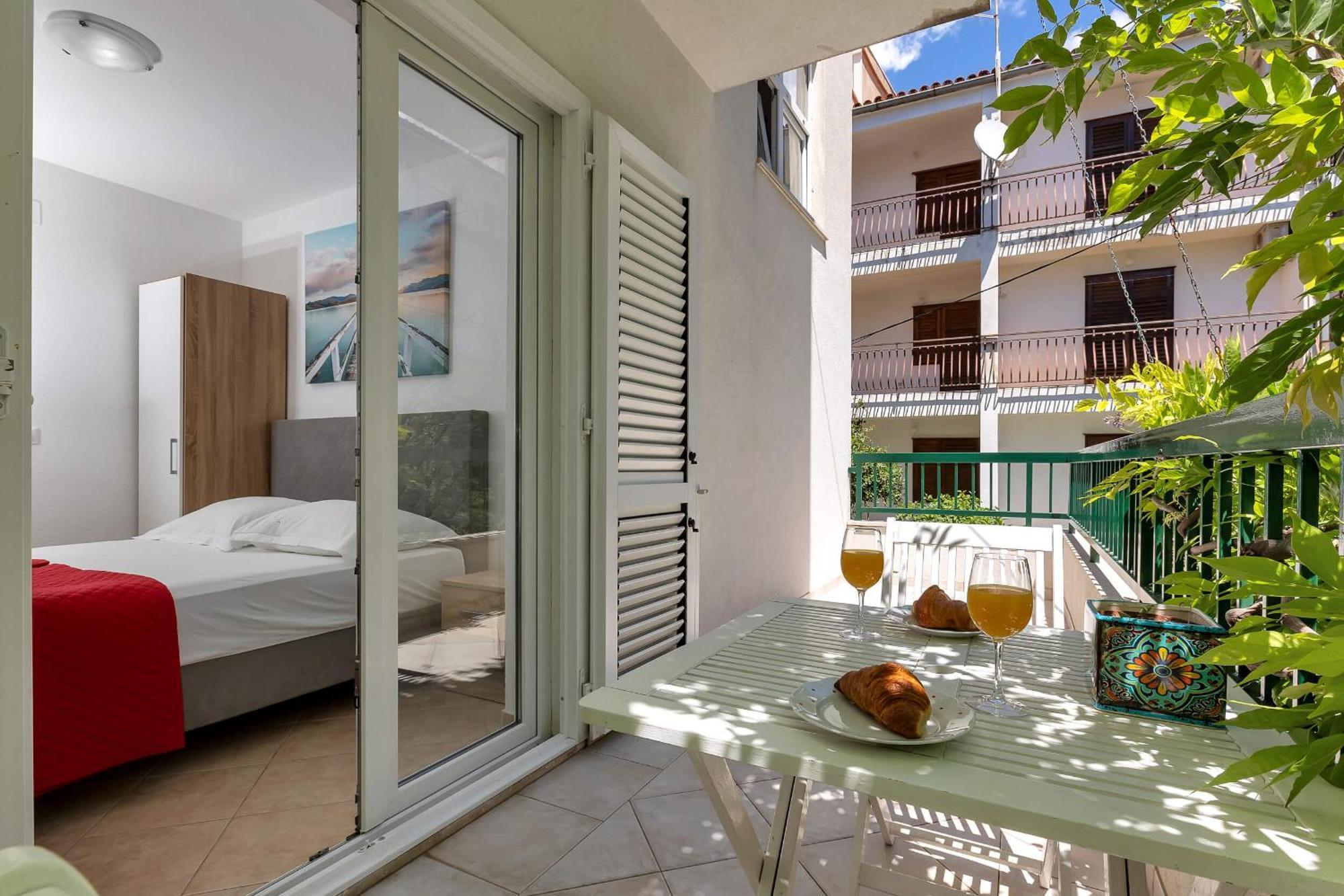 Apartments Harmony Of Five Makarska Exterior photo